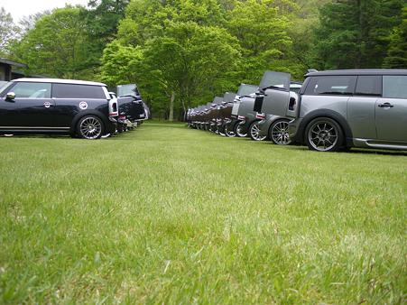 １１．反対側の低いザリガニ