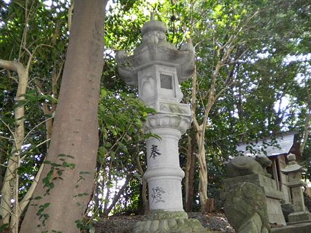 石灯籠1