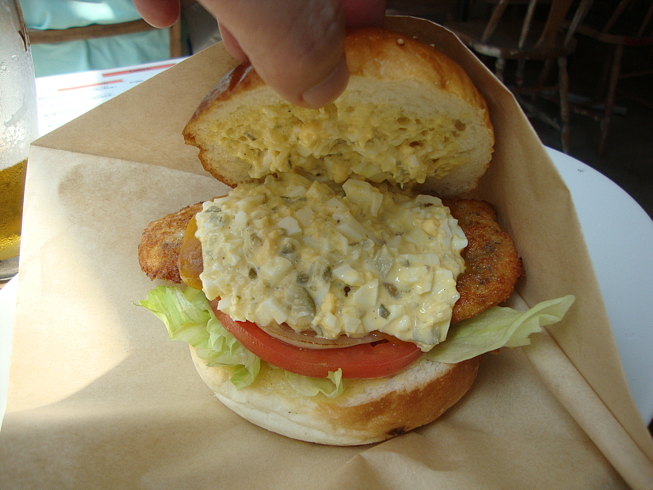Sun2Diner,フィッシュバーガーの中身