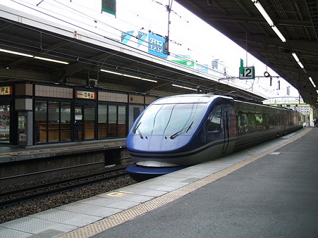 HOT7000系(新大阪駅)