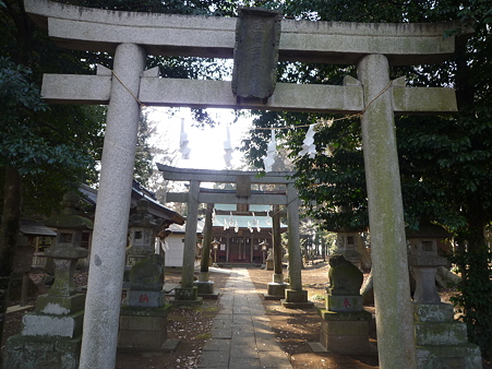 藤岡神社 (天慶3年創立)
