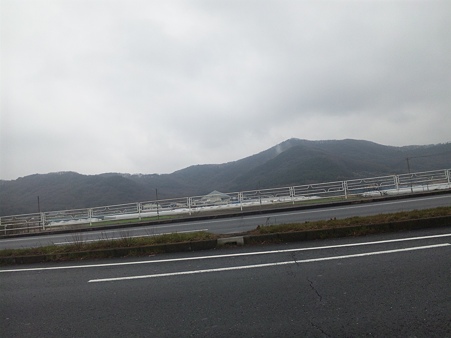 ガソリン給油 1.5h待ち