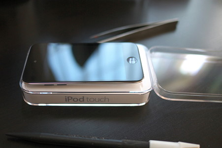 2010.11.08　机　iPod touch　32GB　儀式
