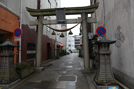 北の庄城・柴田神社 - 01