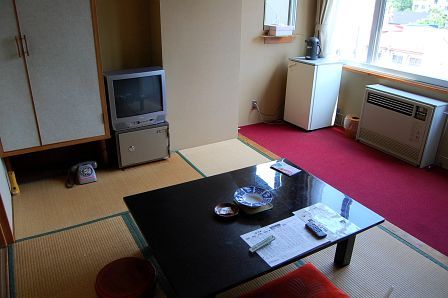 客室6畳+縁側