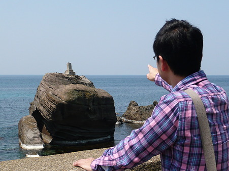 2010年GW 143